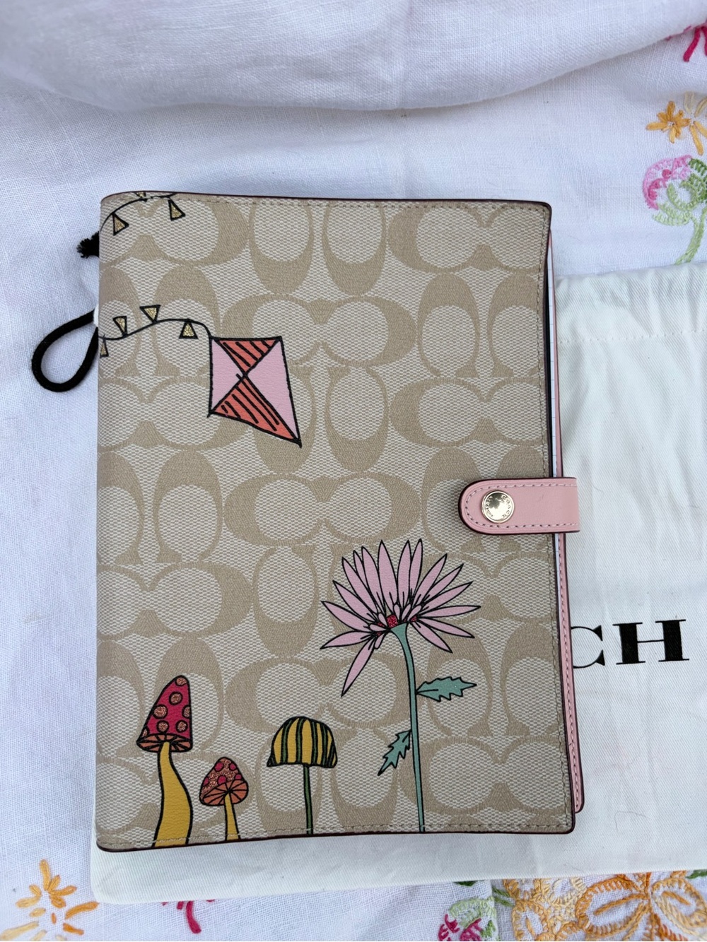 Coach Beige Signature Canvas Floral & Kite Zip Notebook Cover with Pink Trim
